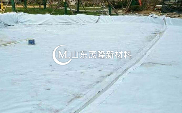 《汕汕鐵路站惠來梁枕場(chǎng)》土工布施工