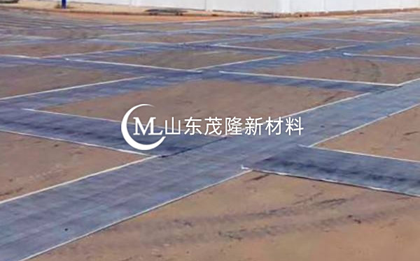 《莒南項(xiàng)目》土工布、抗裂貼施工