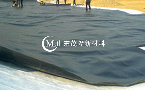 《昌贛涉鐵工程項(xiàng)目》土工膜、三維排水網(wǎng)施工