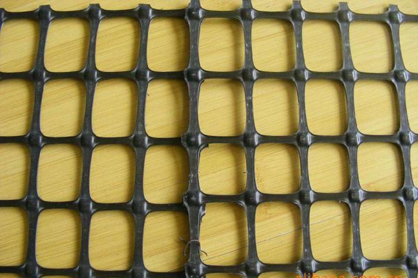 土工格柵與土工格室的區(qū)別在哪里？  第1張