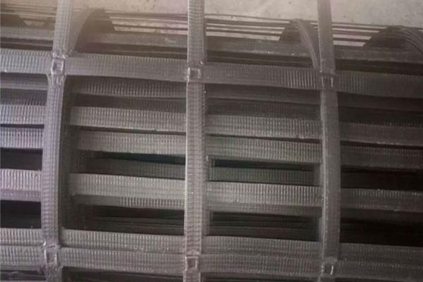 一文看懂凸結(jié)點(diǎn)鋼塑土工格柵的固定方法 第2張