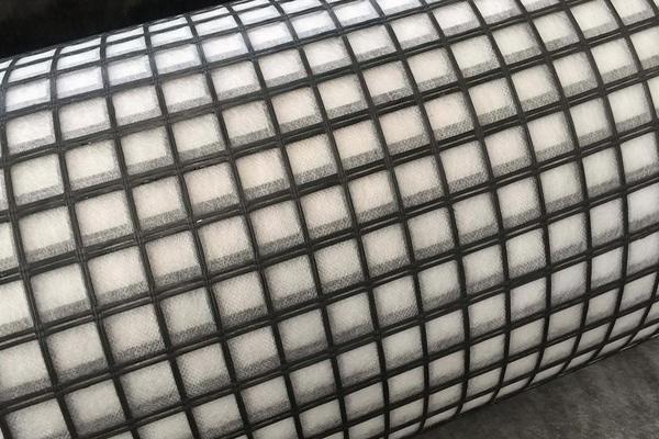 土工格柵與透層瀝青：了解施工方法！  第2張