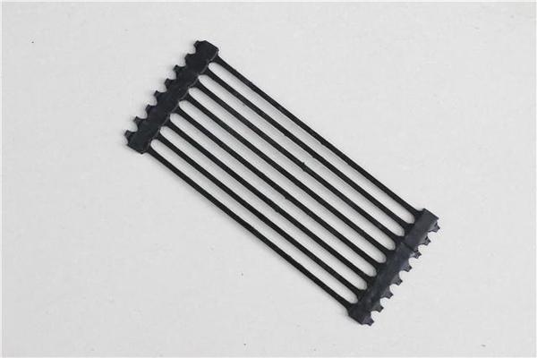 pp-pe單向拉伸塑料土工格柵:作用與應(yīng)用解析 第3張