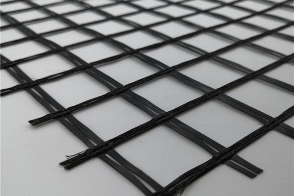 土工格柵規(guī)格型號(hào)尺寸一覽：了解各種規(guī)格型號(hào)尺寸及其用途！  第3張
