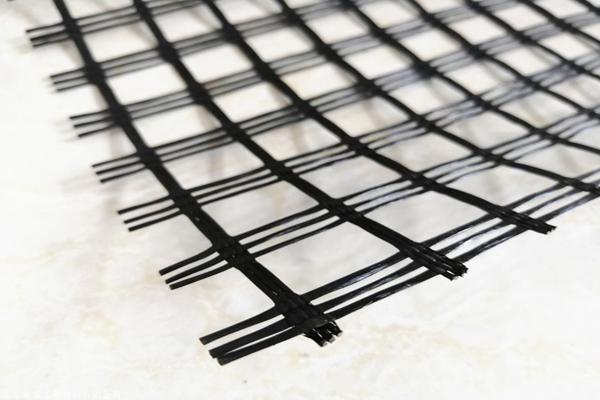 玻纖土工格柵應(yīng)用指南：全面解析用途、安裝及維護(hù)技巧  第3張
