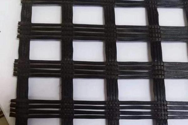 工程項(xiàng)目中土工格柵正確使用方法解析  第2張