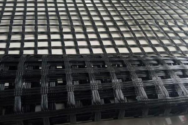 土工格柵與土工布的區(qū)別  第1張