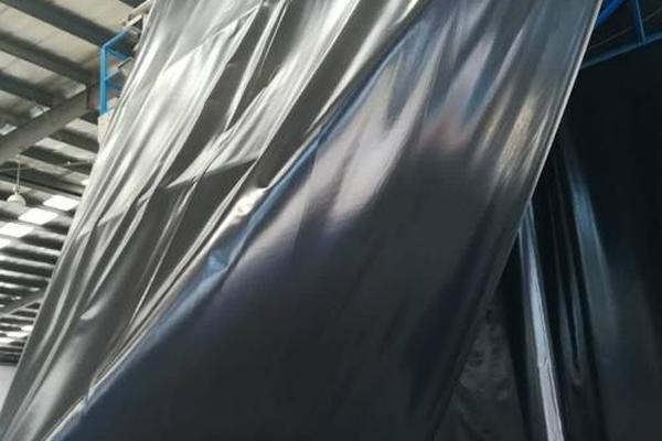 土工格柵與土工膜可以搭配使用嗎  第3張