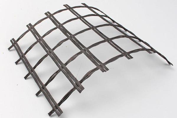 玻纖土工格柵在寒冷地區(qū)公路中的施工注意事項(xiàng)  第1張