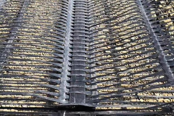 單向塑料土工格柵在路基增強(qiáng)中的應(yīng)用  第2張