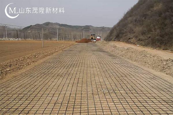 路基土工格柵施工照片真實(shí)  第4張