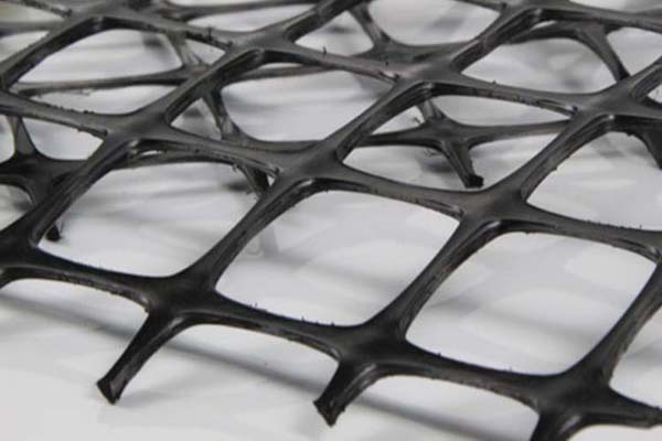 雙向塑料土工格柵網(wǎng)孔的尺寸標(biāo)準(zhǔn)是多少 第1張