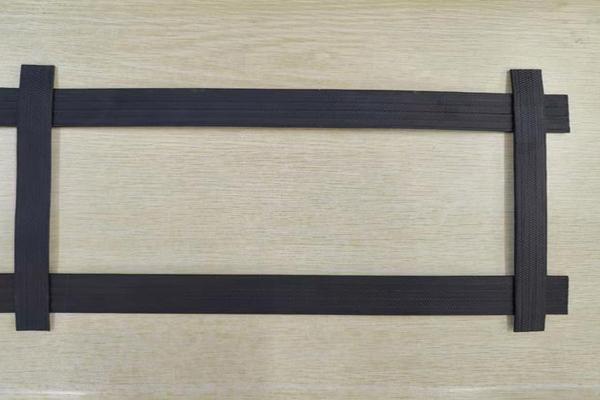 a型高韌性聚酯紗線集束土工格柵  第3張