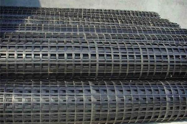 土工格柵在填方與挖方的搭接處需接長度是多少  第2張