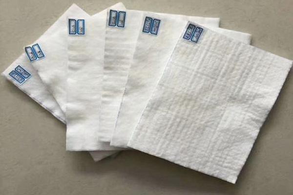 土工格柵和土工布的區(qū)別  第2張